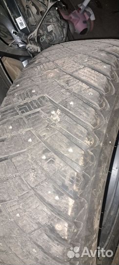 Goodyear UltraGrip Ice Arctic SUV 225/65 R17 102