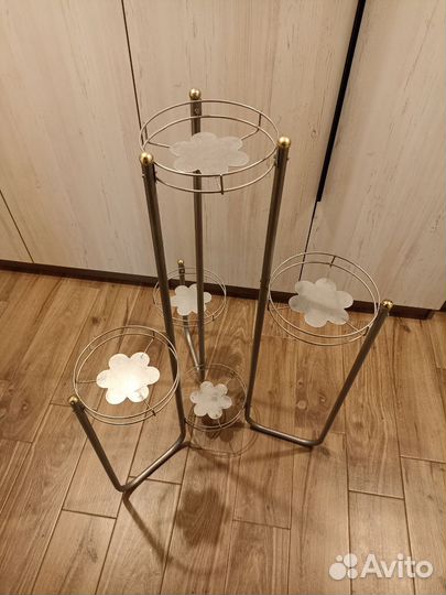 Подставка для цветов напольная металлическая