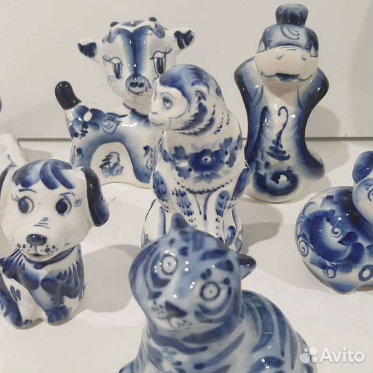 Статуэтки фигурки гжель