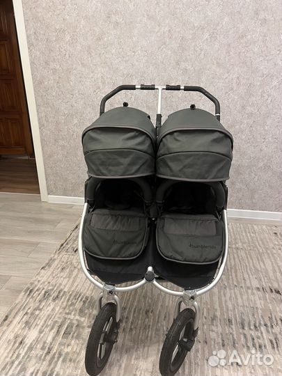 Коляска для двойни bumbleride