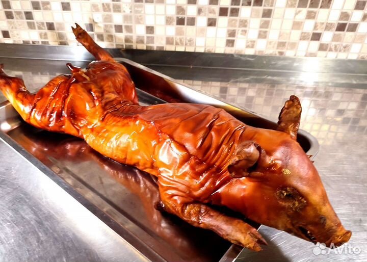 Поросенок горячего копчения