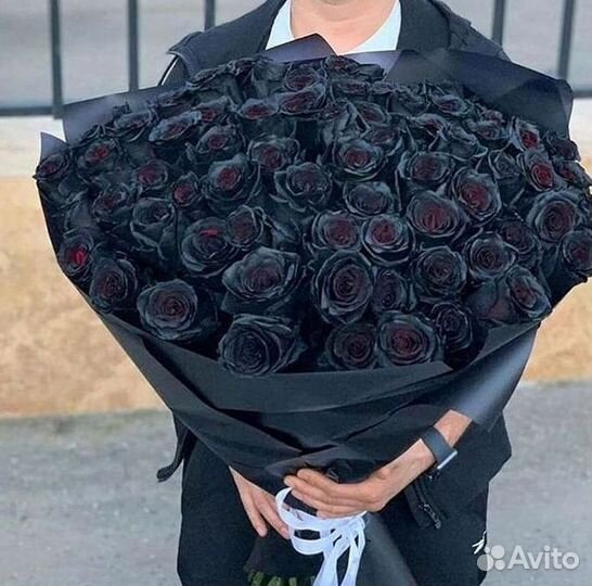 Доставка букетов и цветов. Чёрные розы