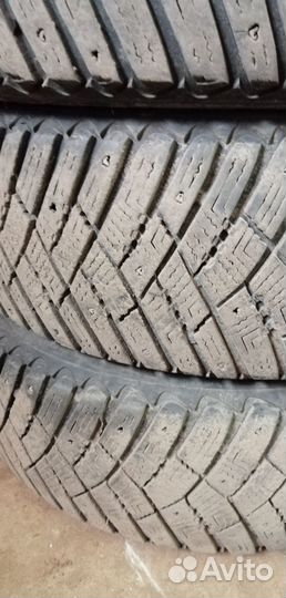 Goodyear UltraGrip 185/60 R15 88T