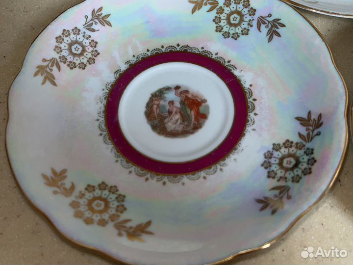 Блюдца от сервиза мадонна 2 шт в наличии