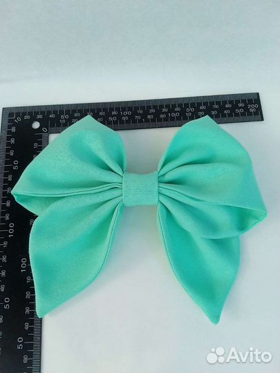 Заколка для волос бант