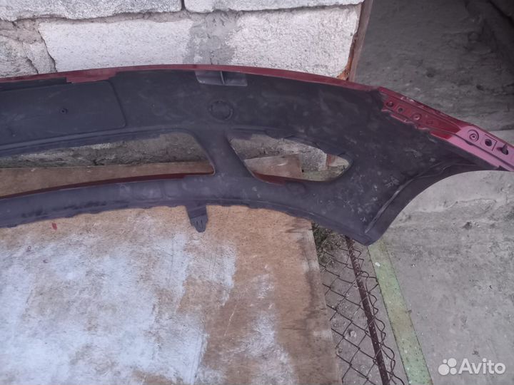 Продам передний бампер