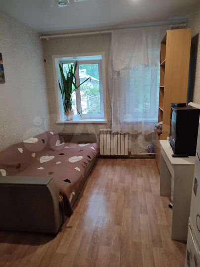 Комната 11 м² в 1-к., 2/2 эт.