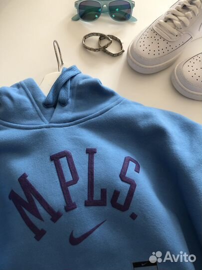 Свитшот женский Nike mpls