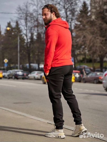 Спортивные костюмы Adidas