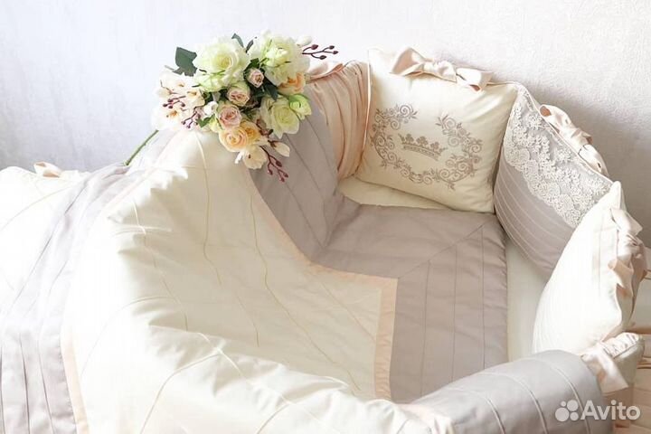 Комплект в детскую кроватку бортики