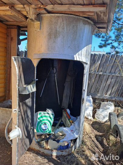 Сейф металлический большой