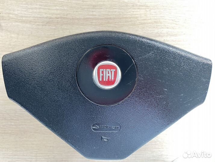 Подушка безопасности в руль Fiat Albea