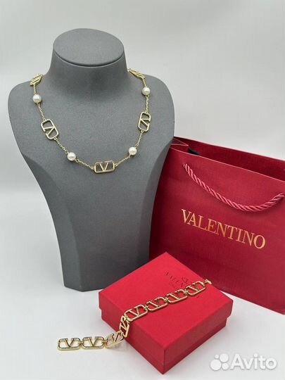 Браслет Valentino