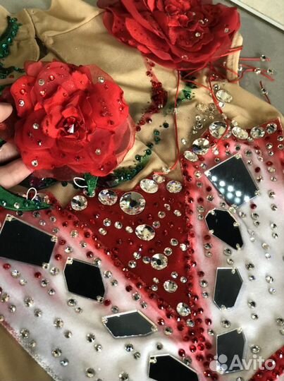 Пошив купальников для фигурного катания