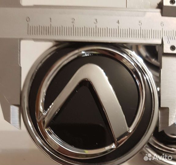 Заглушки дисков колпачки Lexus 62мм черные