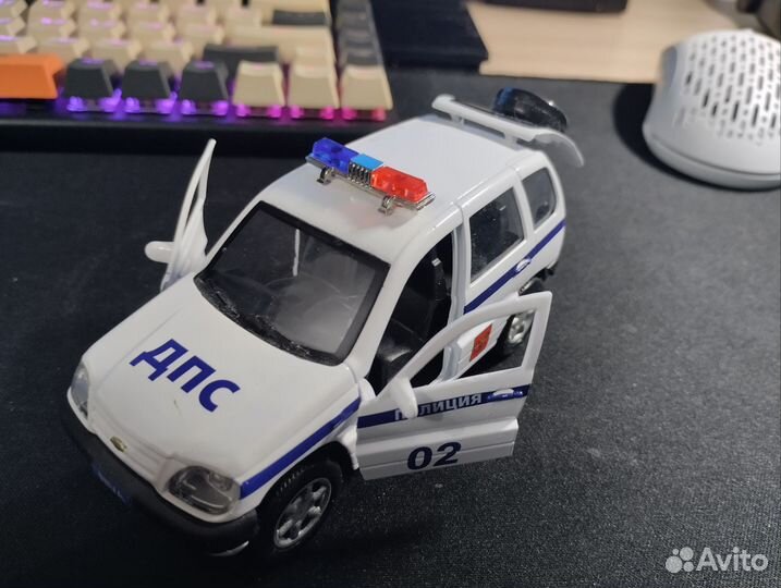 Модель автомобиля Chevrolet Niva