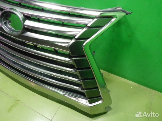 Решётка радиатора Под камеру и парктроник Lexus LX