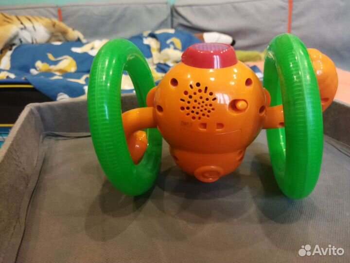 Игрушка Обезьянка на кольцах Bright Starts