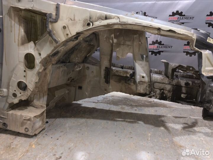 Четверть передняя правая BMW E60