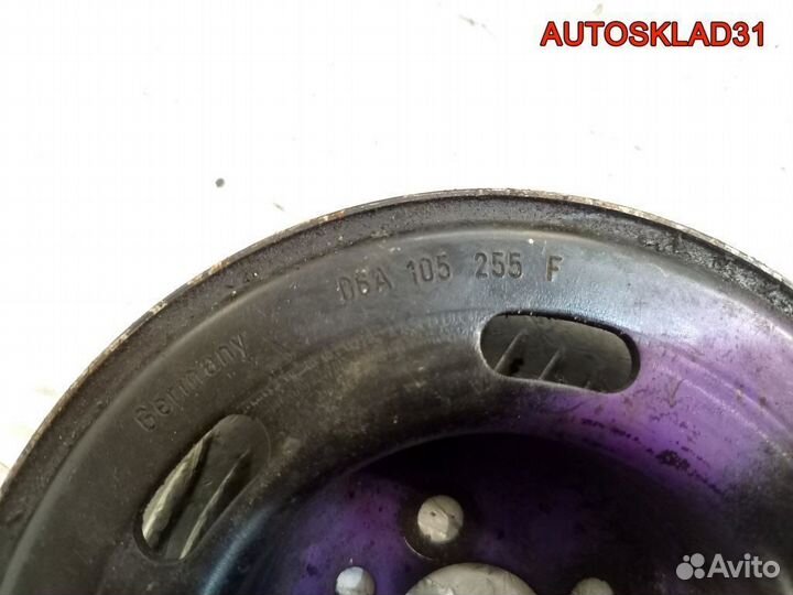 Шкив коленвала VW Golf 4 1,6 AKL 06A105255F