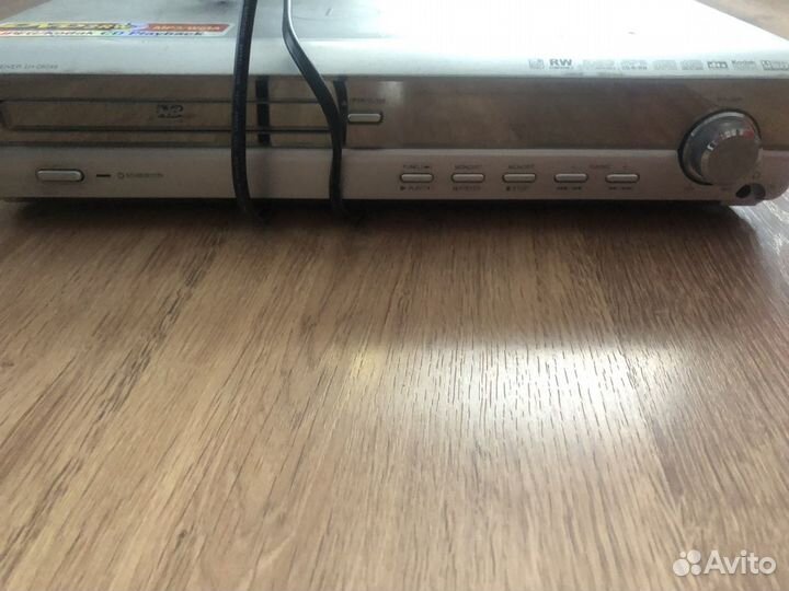 Сабвуфер и колонки,дивиди плеер