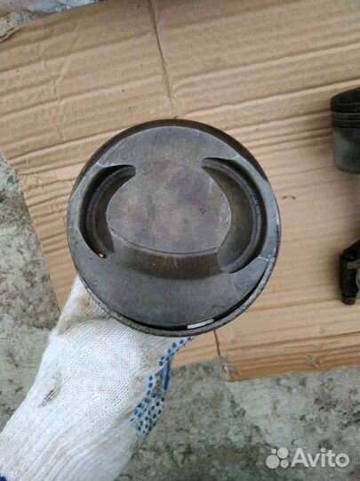 Поршень SPlit port форд фокус 1 Сплит порт