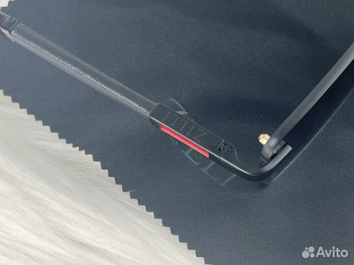 Солнцезащитные очки Zilli