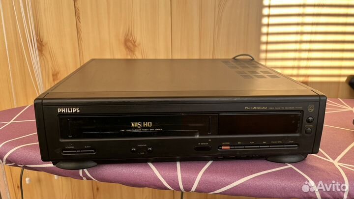 Видеомагнитофон