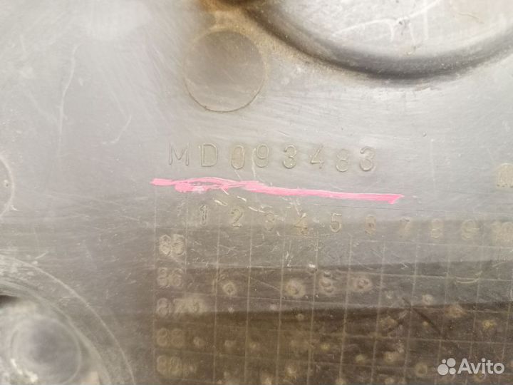 Крышка ремня грм Митсубиси