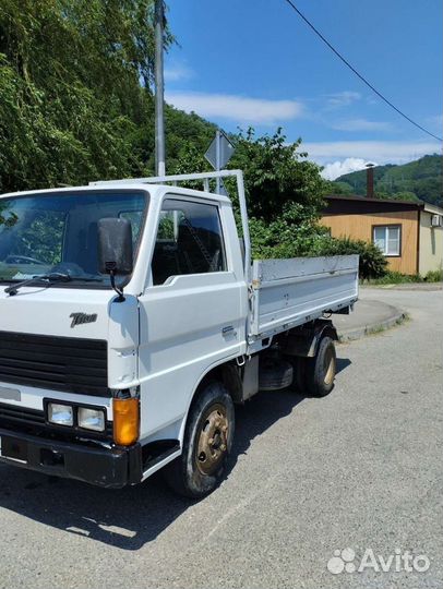 Mazda Titan, 1989