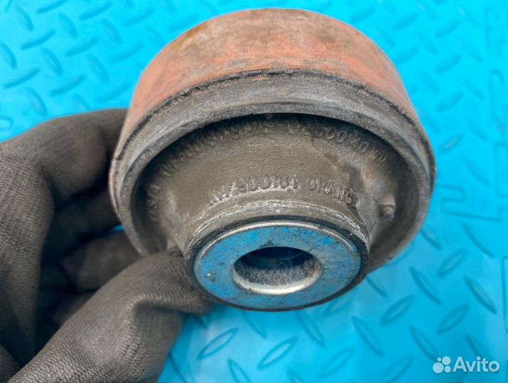 Подушка кузова Land Rover Range Rover Sport L320