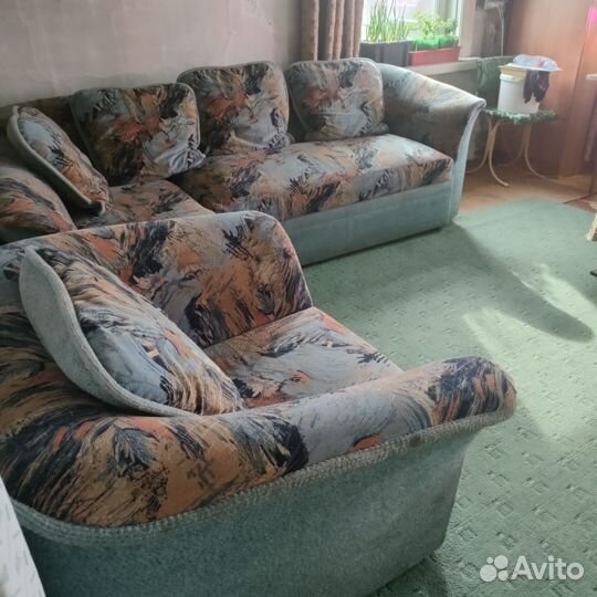 Угловой диван бу