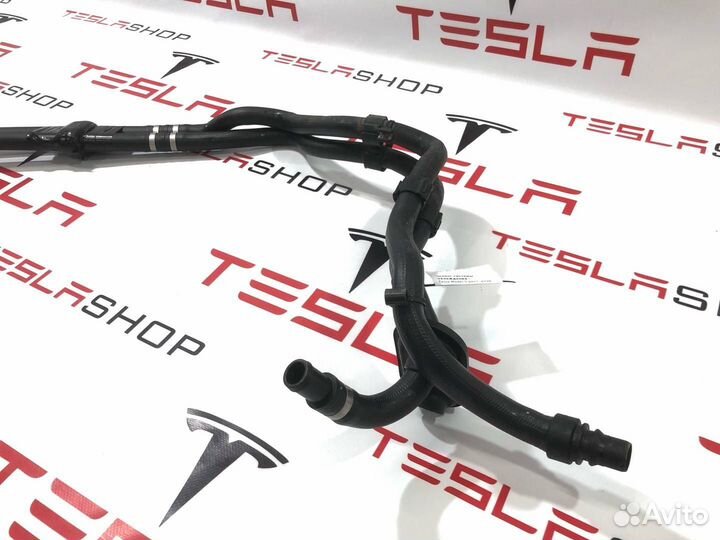 Шланг системы охлаждения - трубопровод порога