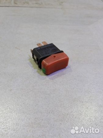 Кнопка аварийной сигнализации