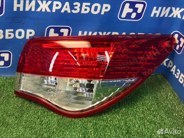 Фонарь наружный задний правый Nissan Almera G15