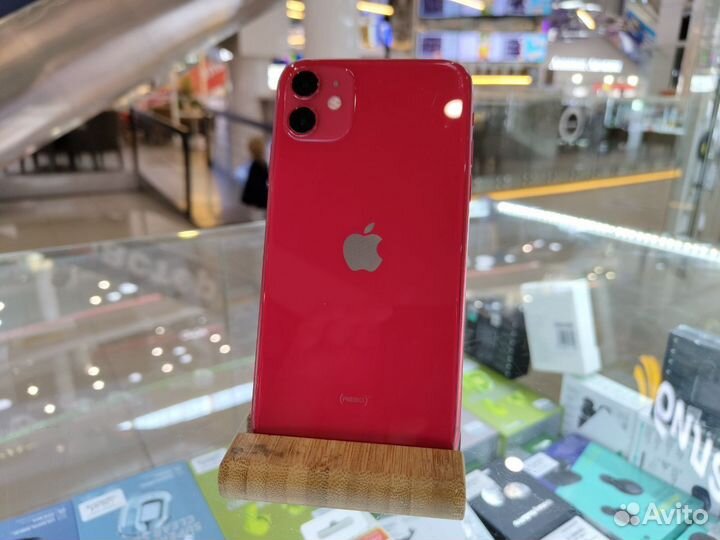 iPhone 11, 64 ГБ
