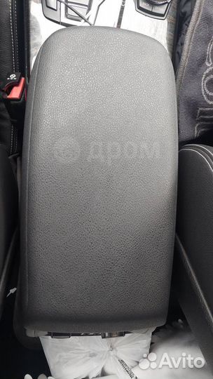 Подлокотник Bmw X3 F25