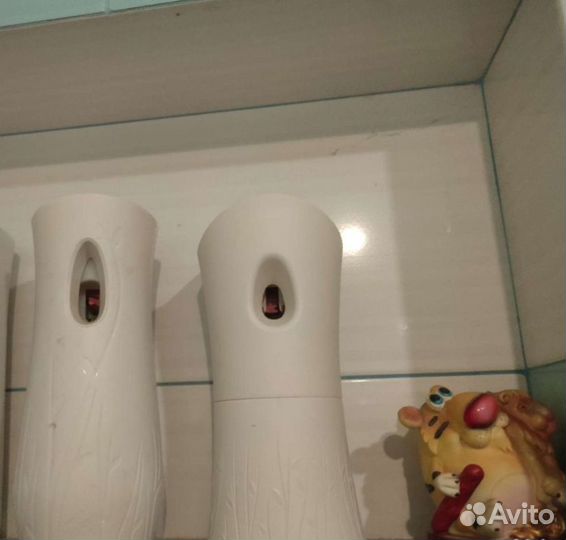 Автоматический освежитель воздуха AirWick