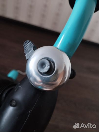 Велосипед трёхколёсный