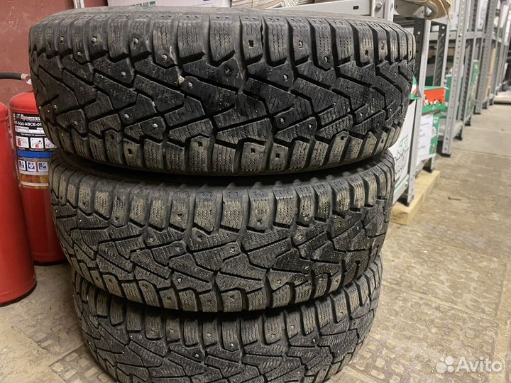 Pirelli Ice Zero 185/65 R14