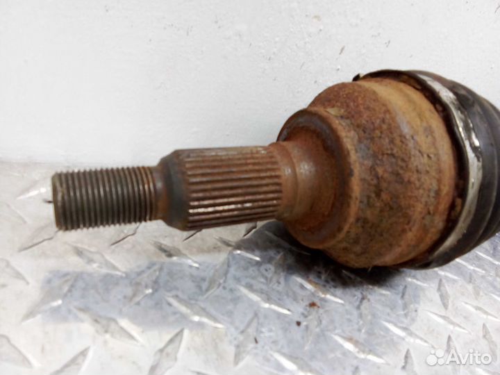 Полуось передняя L Hummer H3 H3 2005 - 2010