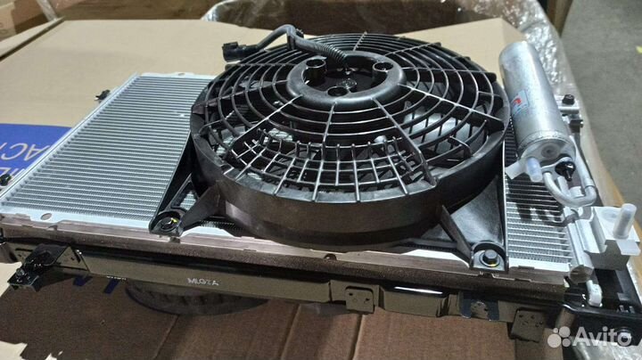 Блок радиаторов в сборе с кондиционером 2190Halla