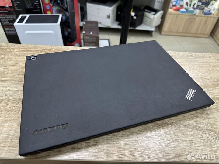 Надёжный ноутбук Lenovo T440 i5-4300U / 4 Gb озу