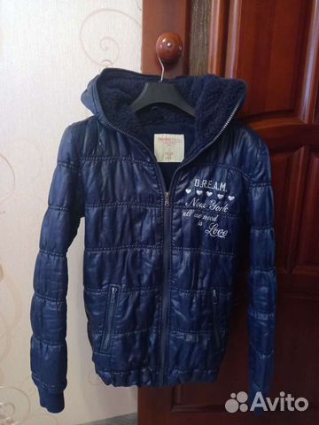 Куртка на девочку 10 - 12 лет