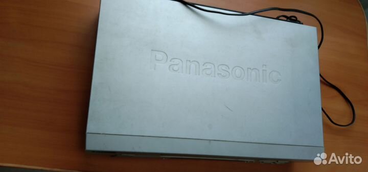 Видеомагнитофон panasonic