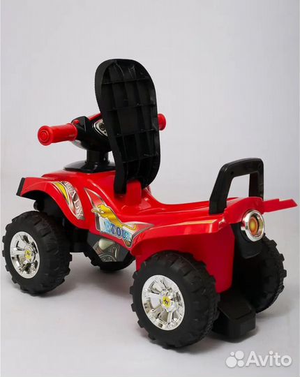 Машинка-каталка квадроцикл