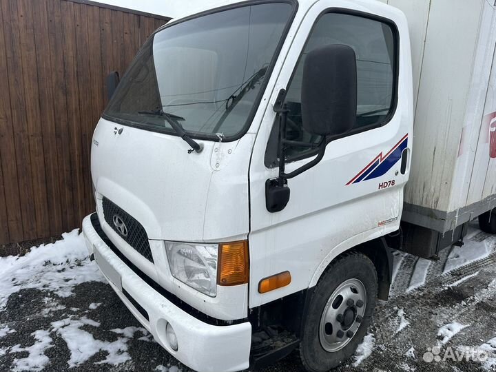 Изотермический фургон Hyundai HD78, 2011