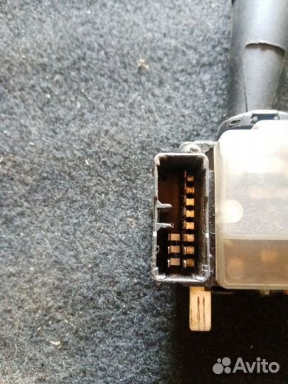 Подрулевой переключатель правый Hyundai Caunti