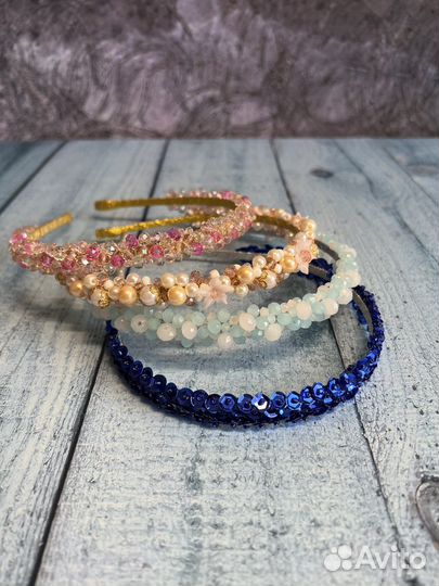 Ободок для волос со стразами