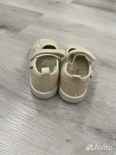 Детские туфли для девочек